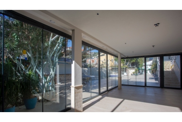 Cam Balkon Premium Askılı Vitrin Sistem